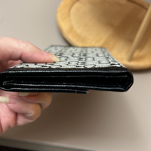 Coach Monogrammed Long Wallet.. new condition - Picture 5 of 10